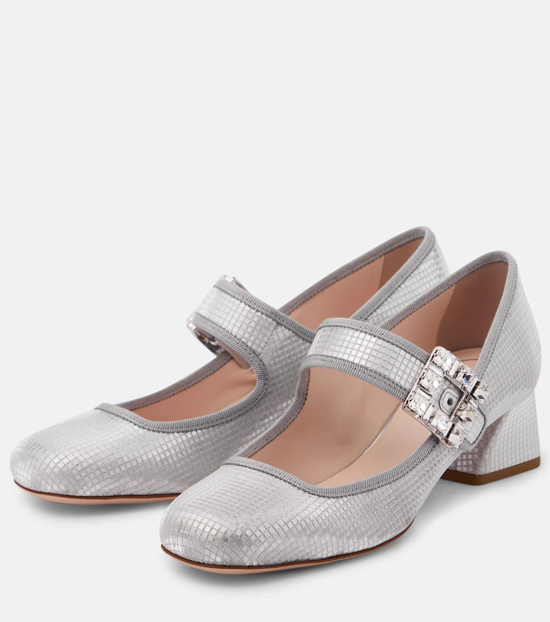 Roger Vivier - Trés Vivier embellished pumps