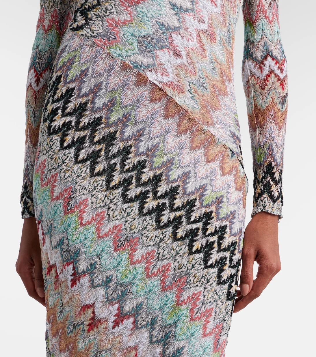 Missoni - فستان ماكسي لاميه بتصميم متعرج
