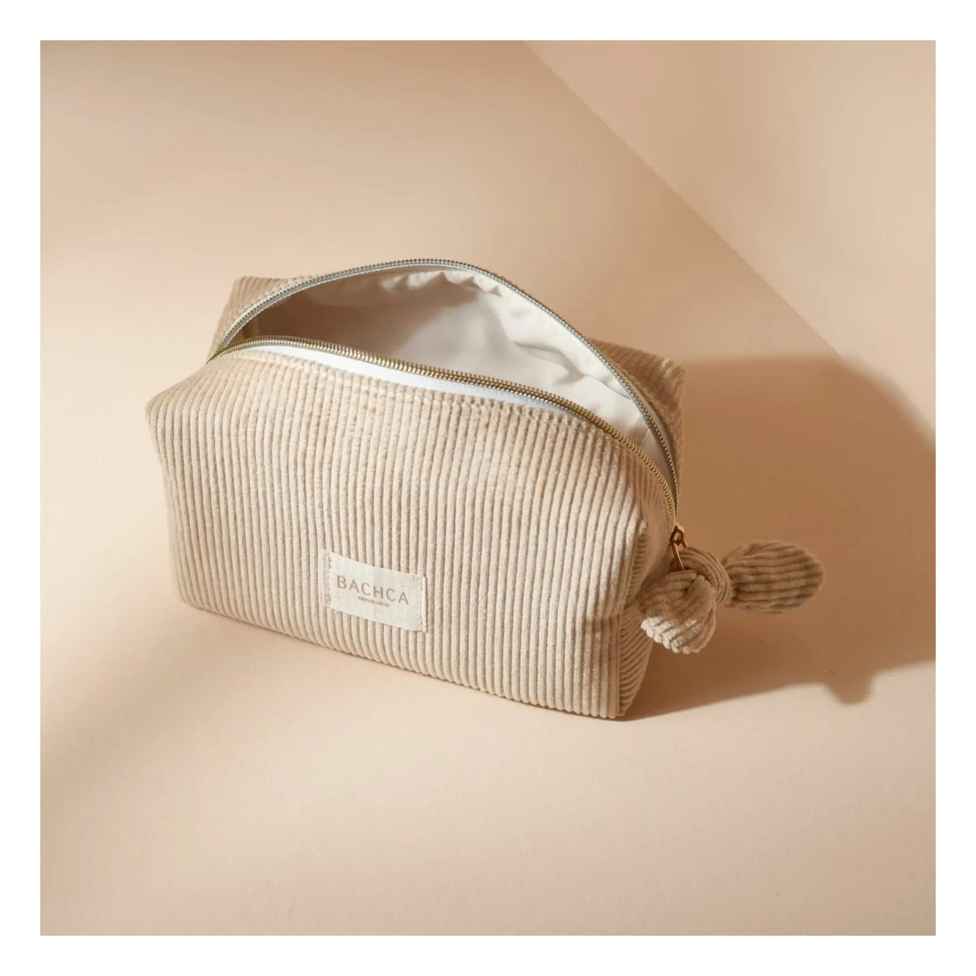 Bachca - Velvet make-up bag | Beige