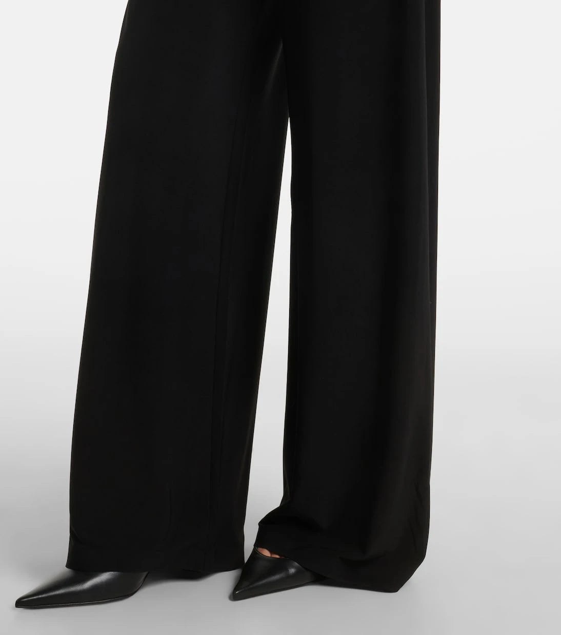 Norma Kamali - Turtleneck jersey jumpsuit