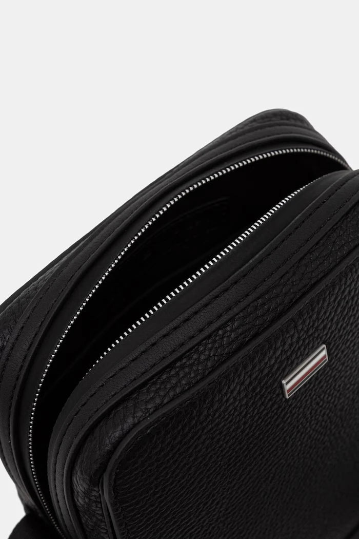 Tommy Hilfiger erkek suni deri omuz çantası