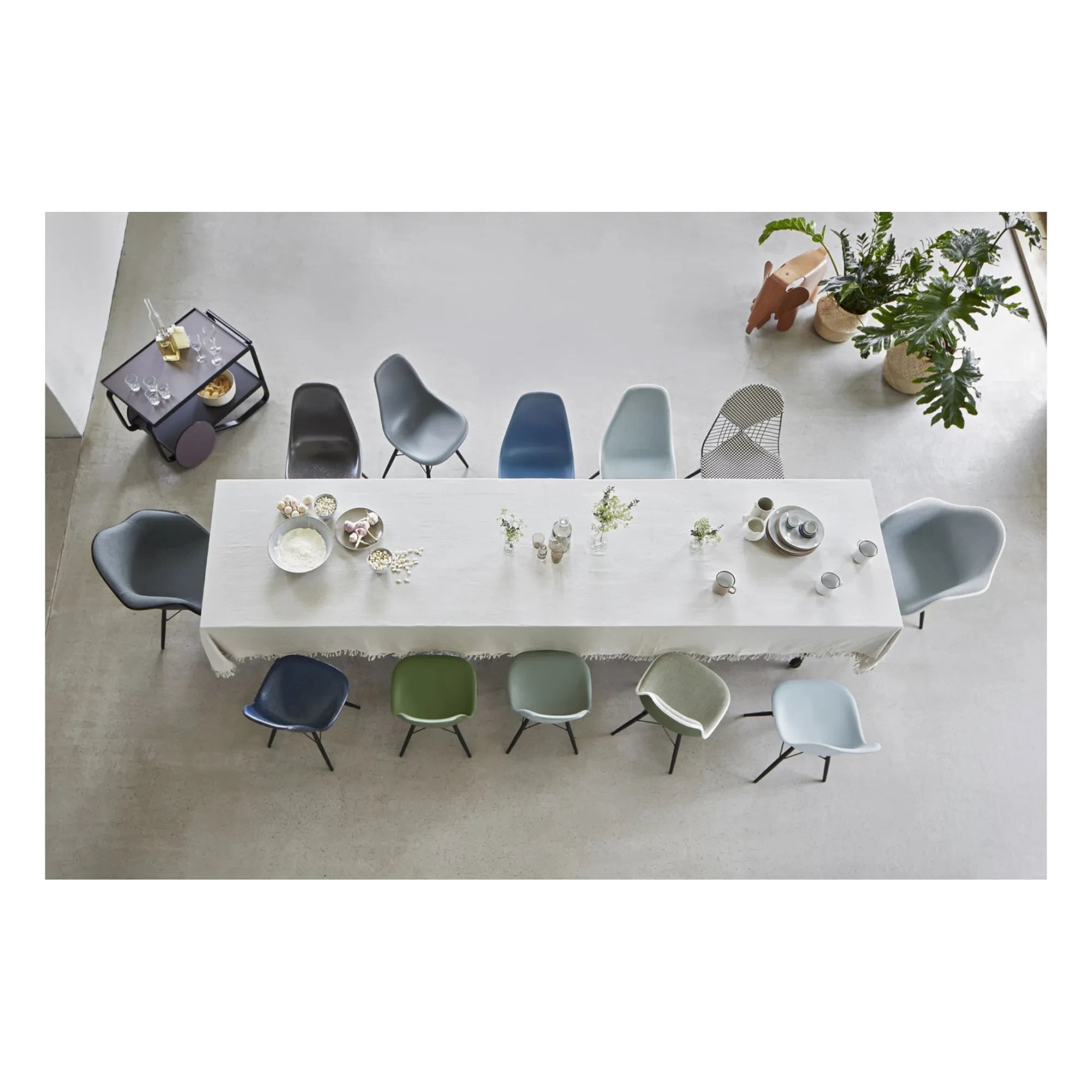 Vitra - DSW plastic chair - maple base - Charles &amp; Ray Eames | Bluish grey