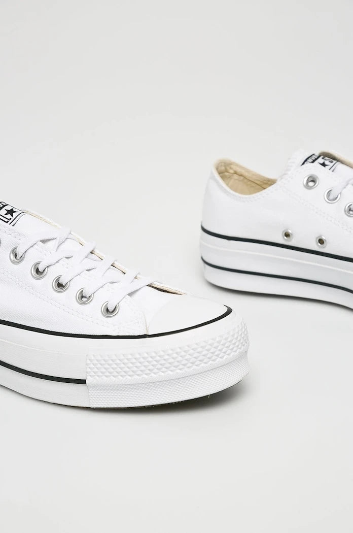 Converse - Alçak Chuck Taylor Spor Ayakkabılar