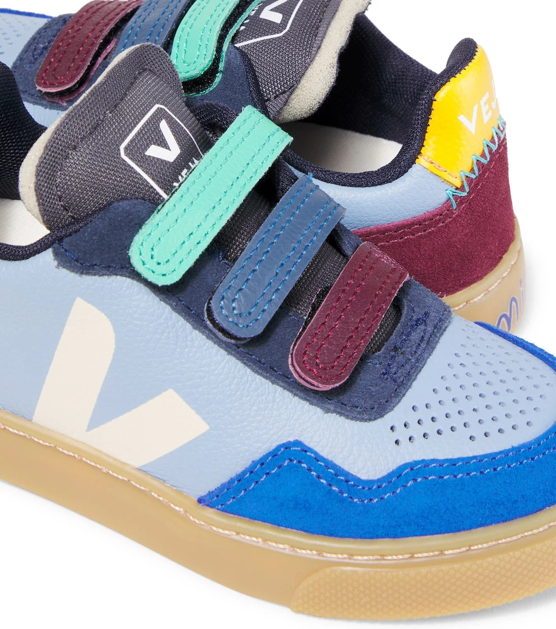 Veja Kids - حذاء سنيكرز V-90 Small من ميلك