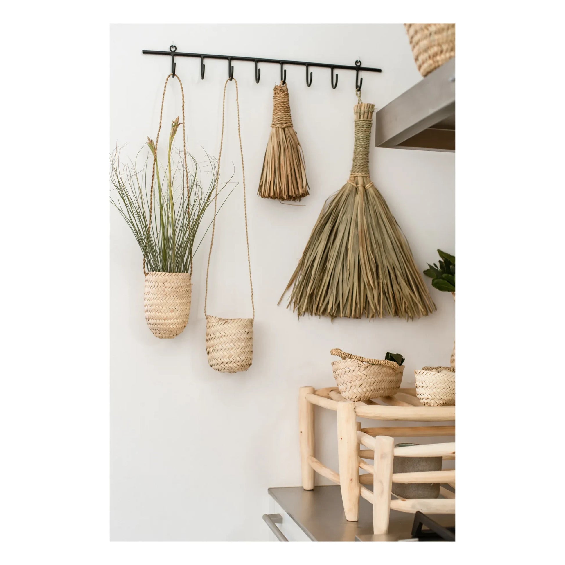 Cosydar - Hanger with Eight Hooks | Black