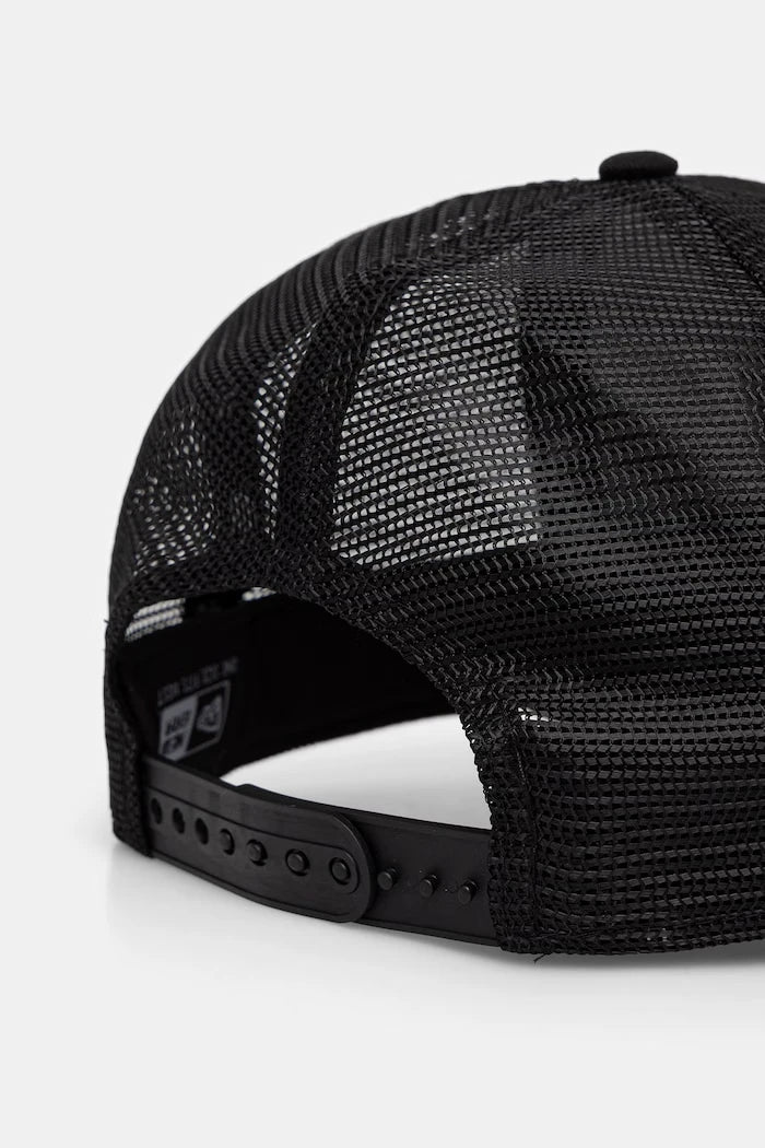 New Era шапка trucker NBA 940 MC TRUCKER BULLS