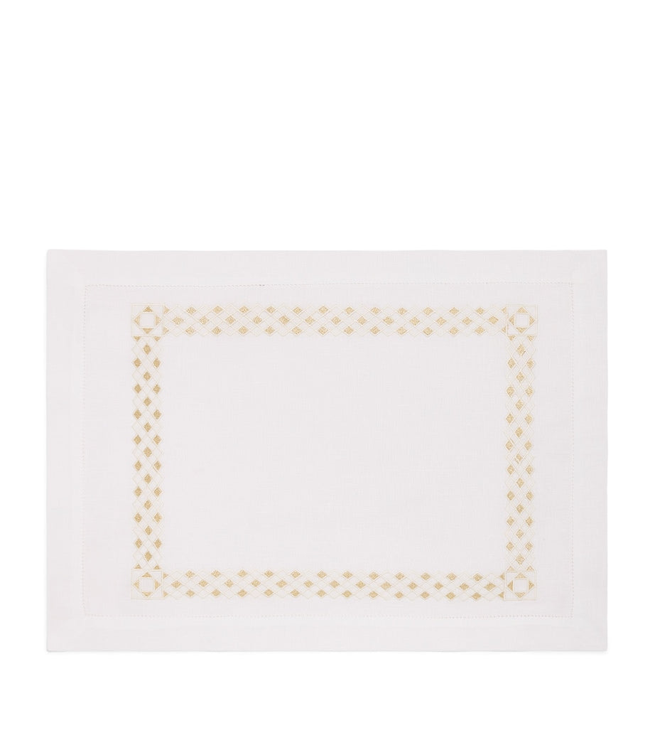 Dea Linen Embroidered Liri Placemat (35cm x 50cm)