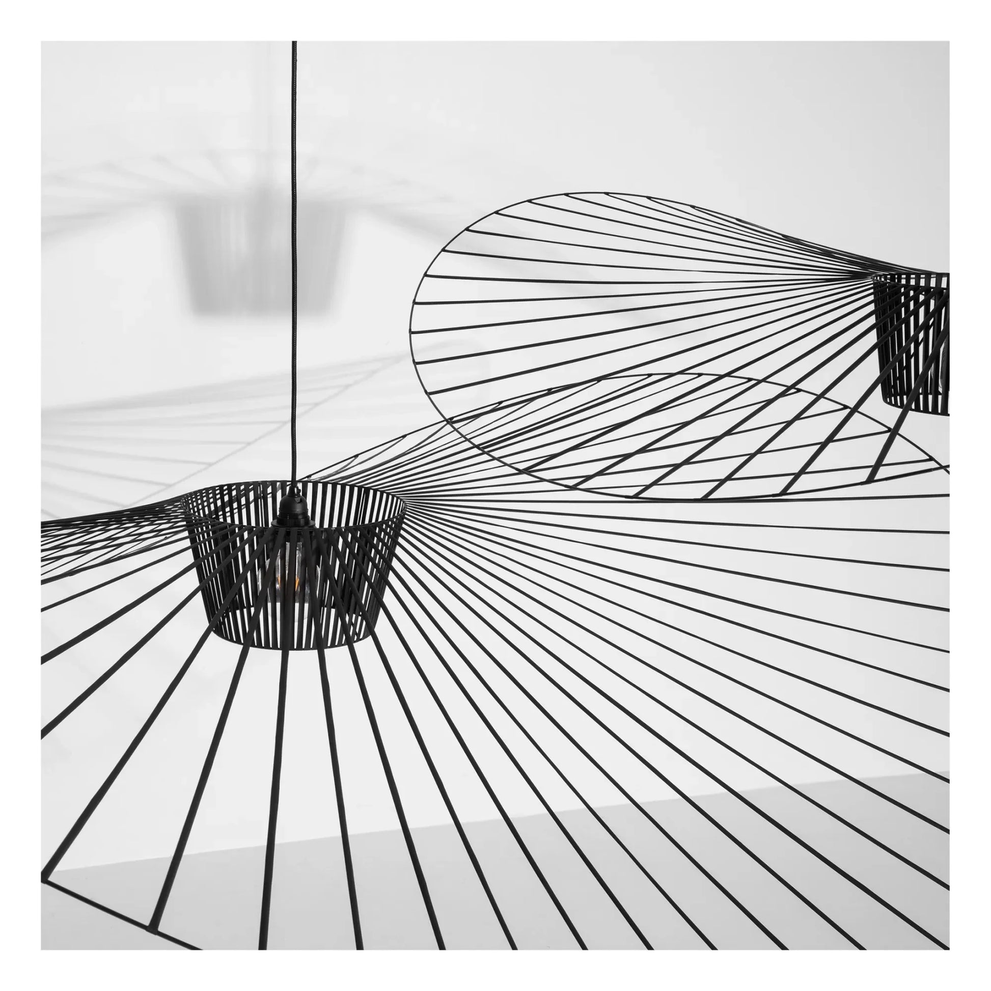 Petite friture - Vertigo Large Pendant Light - Black | Black