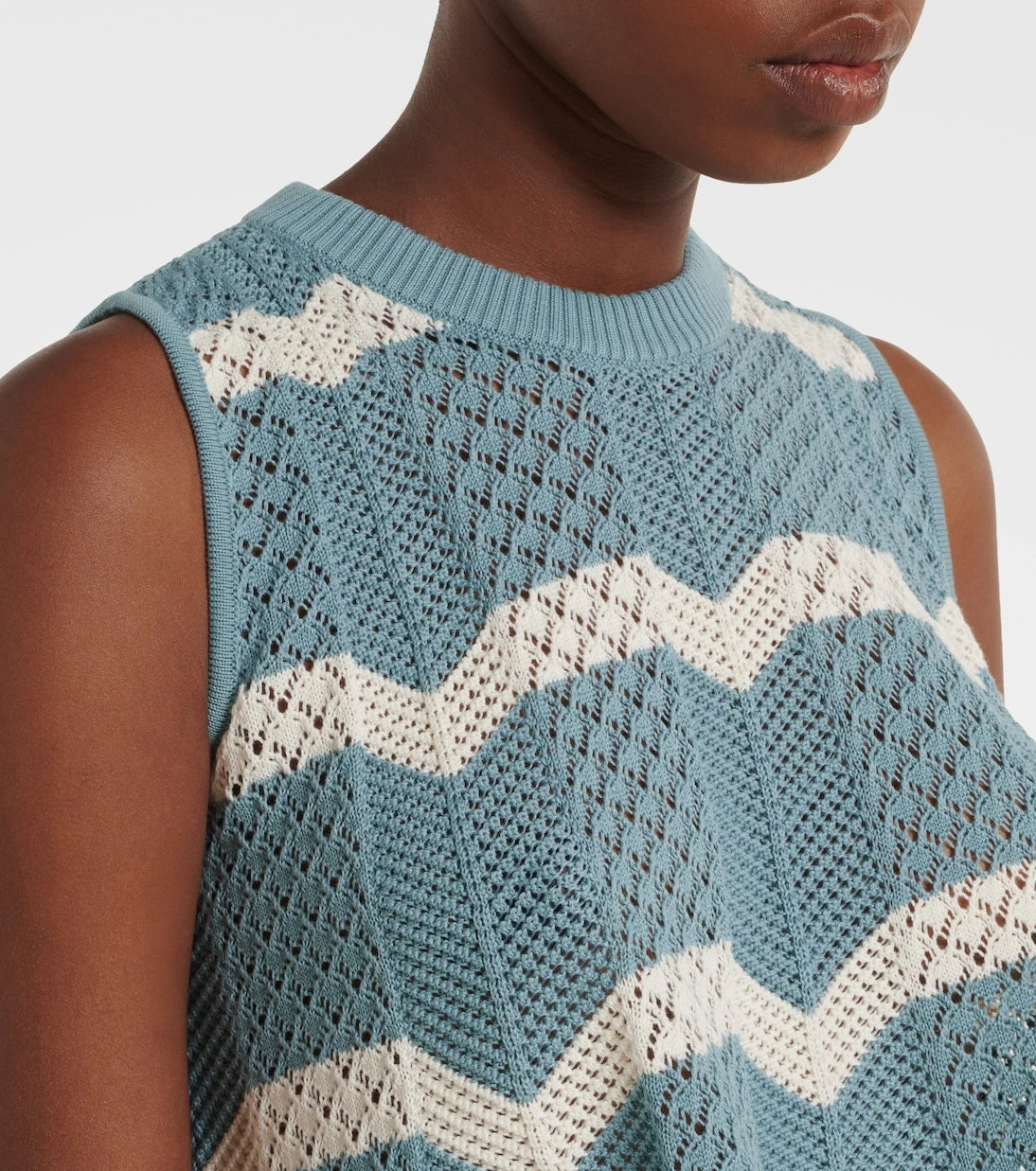 La DoubleJ - Chevron crochet cotton crop top