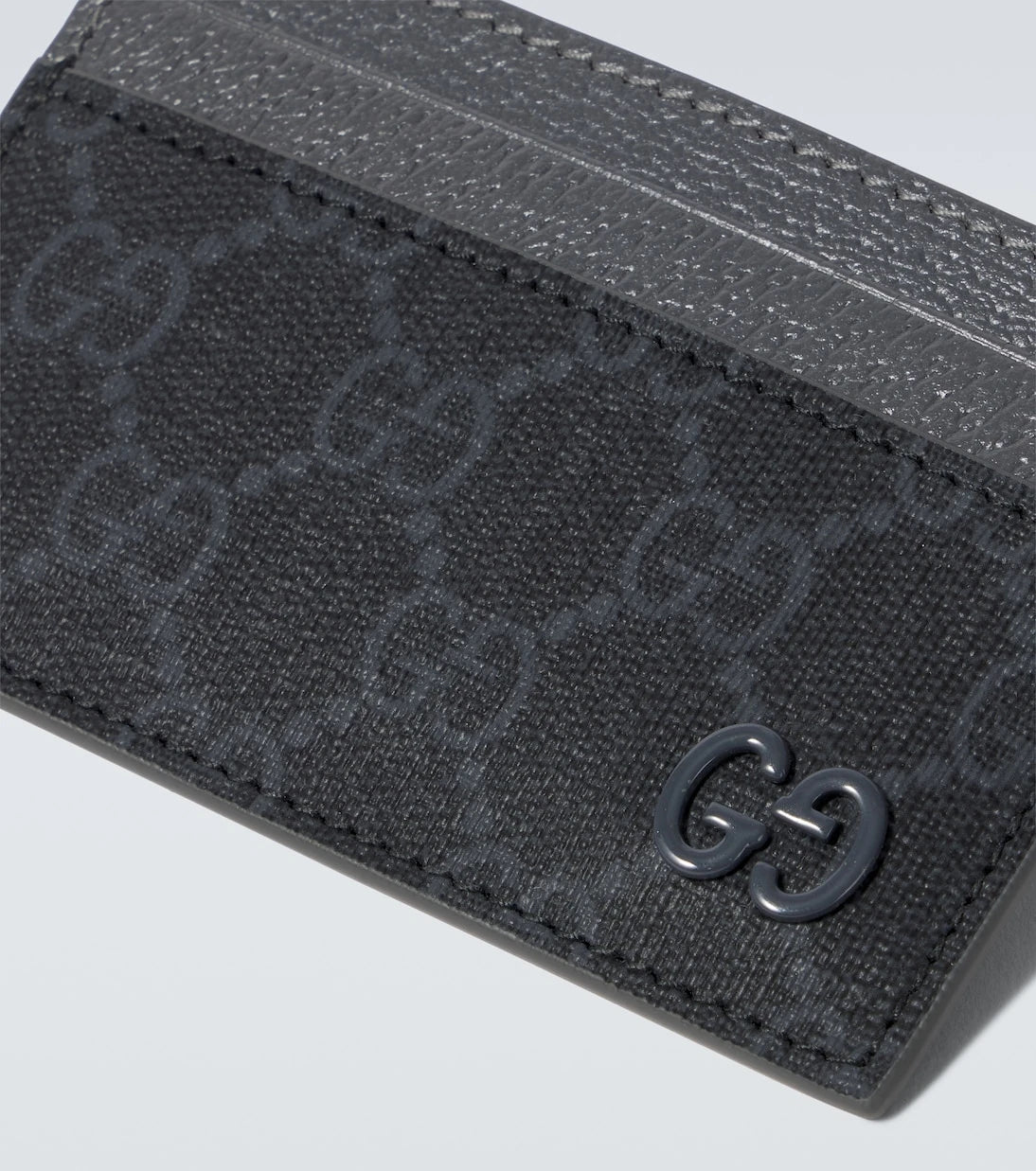 Gucci - حامل بطاقات من قماش GG والجلد