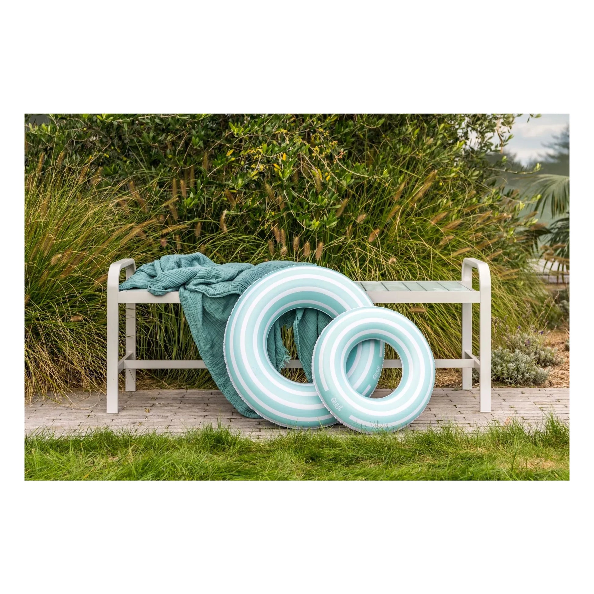 Quut - Inflatable buoy | Green