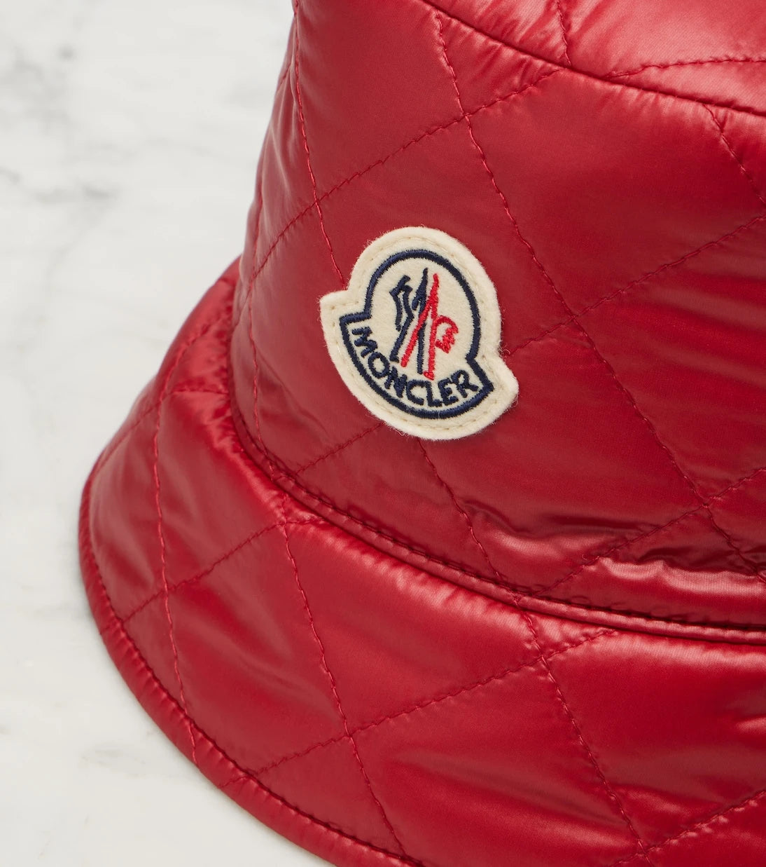 Moncler - Logo quilted bucket hat