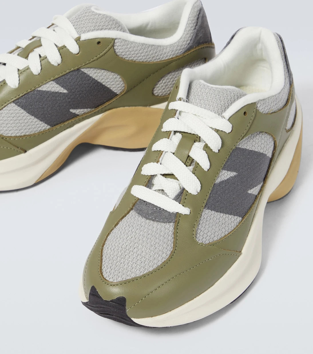 New Balance - حذاء رياضي WRPD Runner جلدي