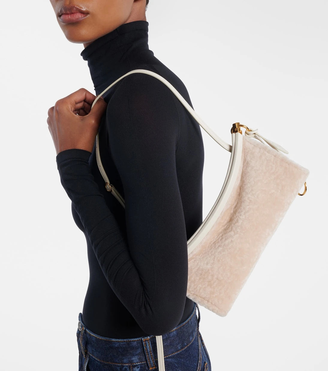 Alaïa - حقيبة كتف Le Click East West صغيرة من جلد الشيرلينغ