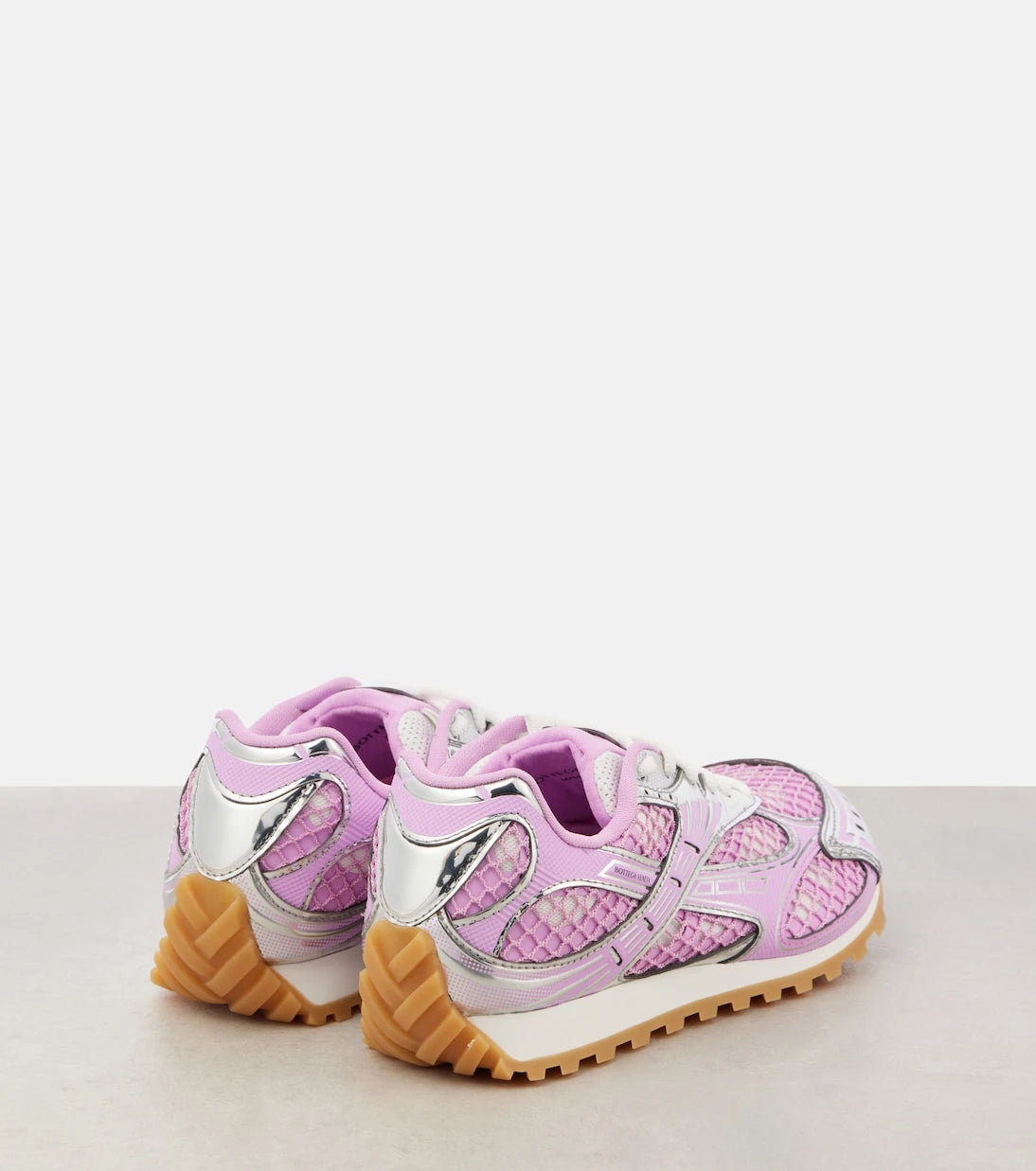 Bottega Veneta - حذاء أوربت الرياضي