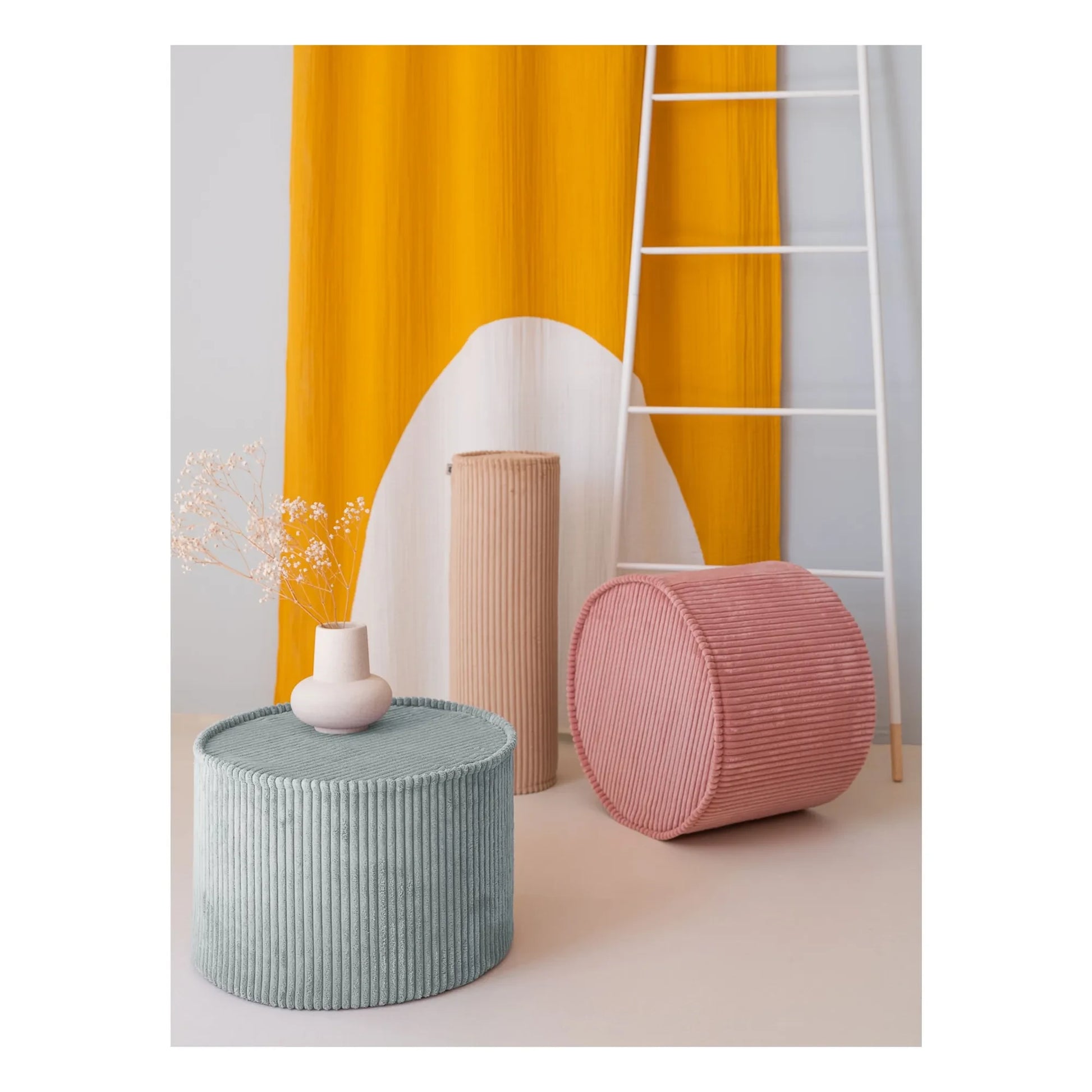 Wigiwama - Corduroy pouffe | Pink