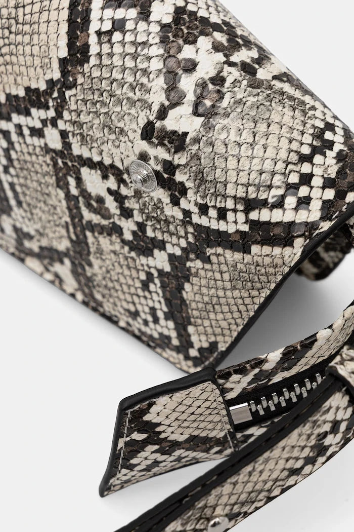 Sisley kadın suni deri crossbody çanta