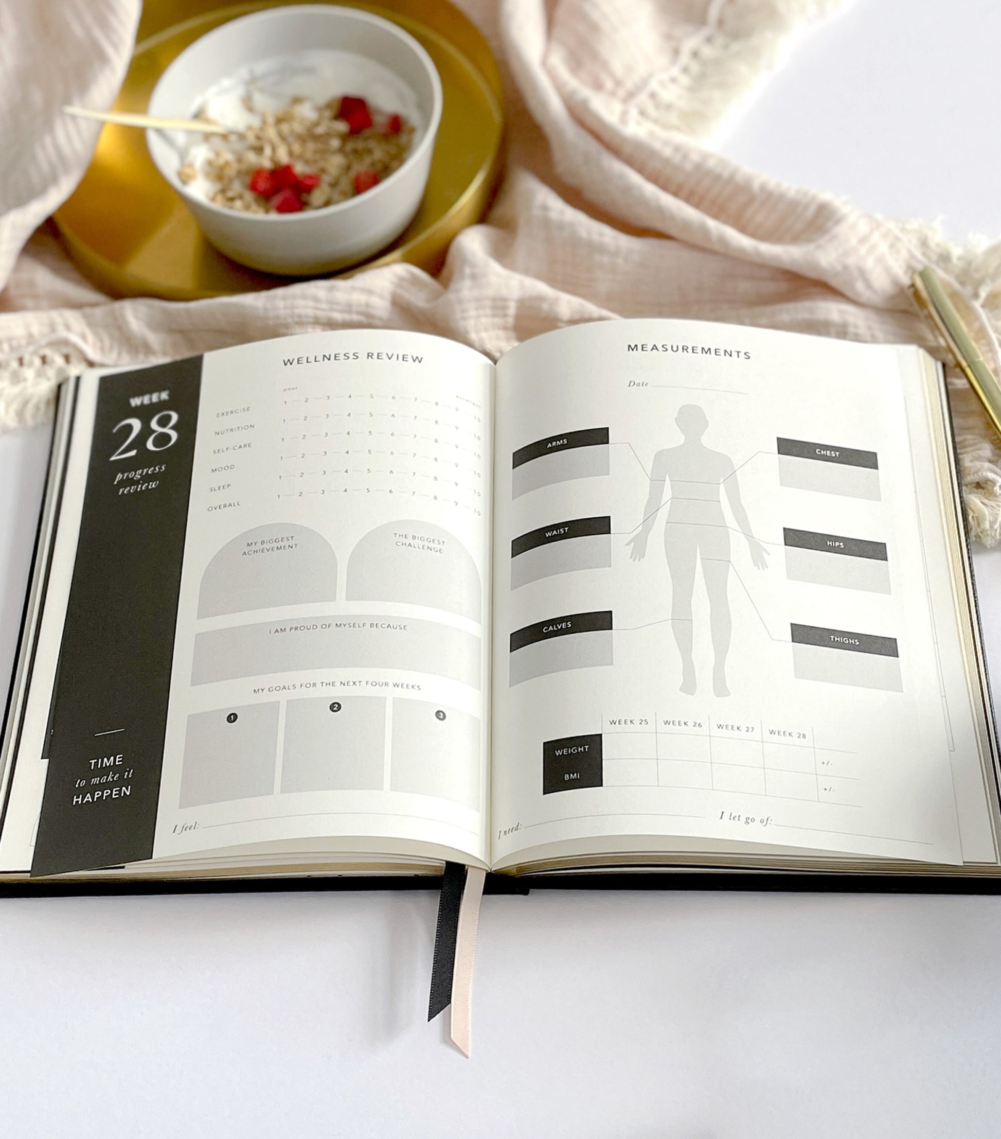 Blush and Gold Daily Fitness & Meal Planner