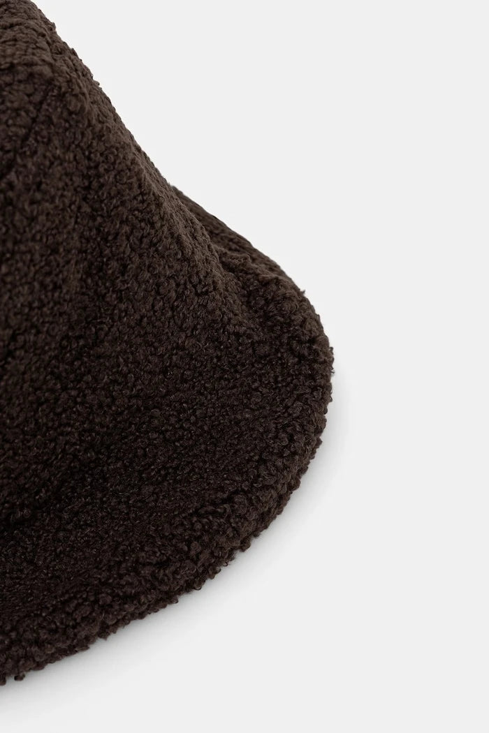 Calvin Klein kadın bucket şapka