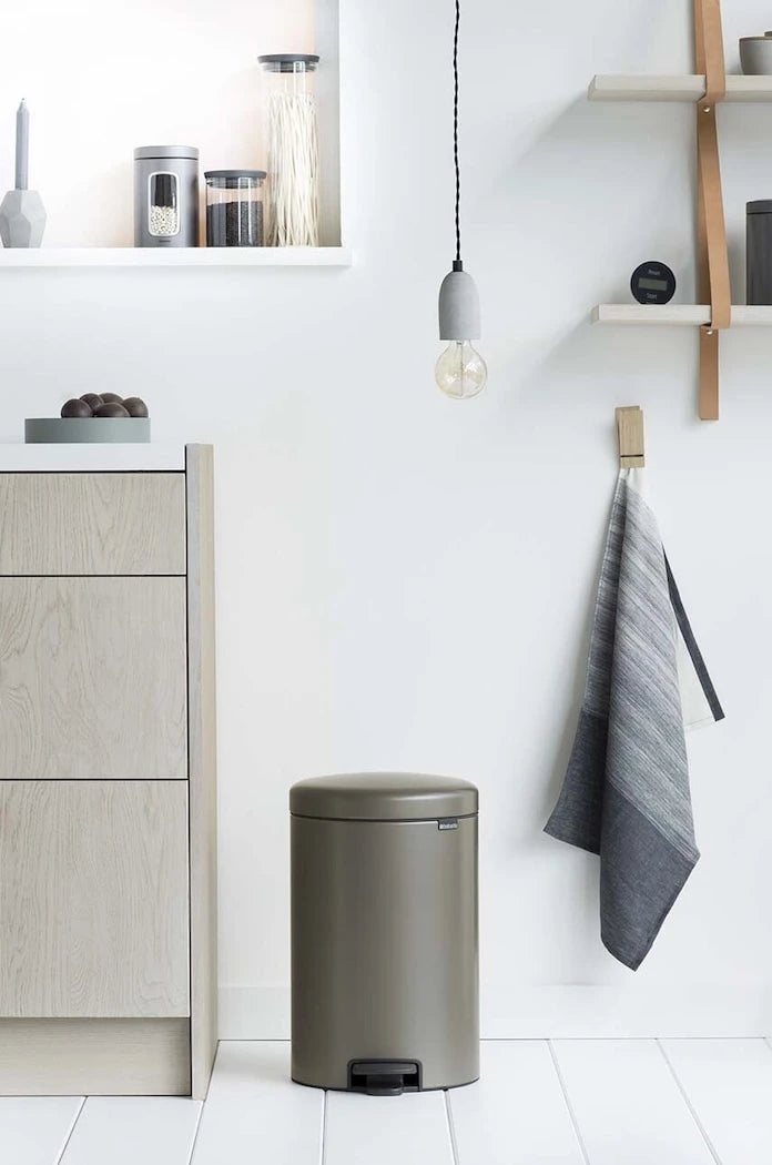 Кошче за боклук Brabantia NewIcon 20 L