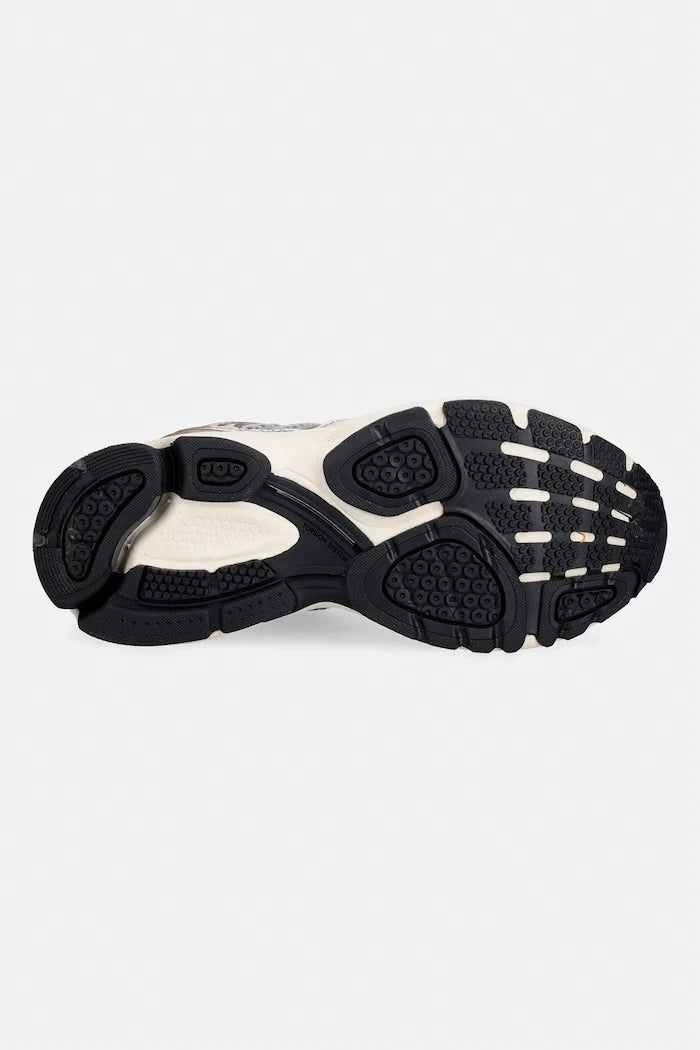 Маратонки adidas Spiritain 2000