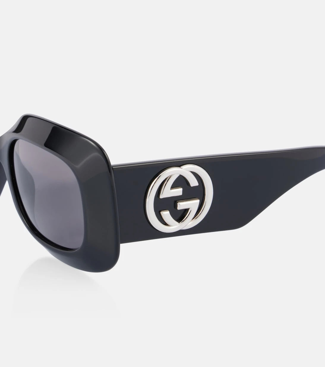 Gucci - Fifth Avenue oversized sunglasses