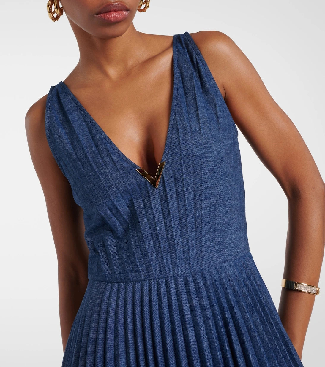 Valentino - VGold plissé chambray maxi dress