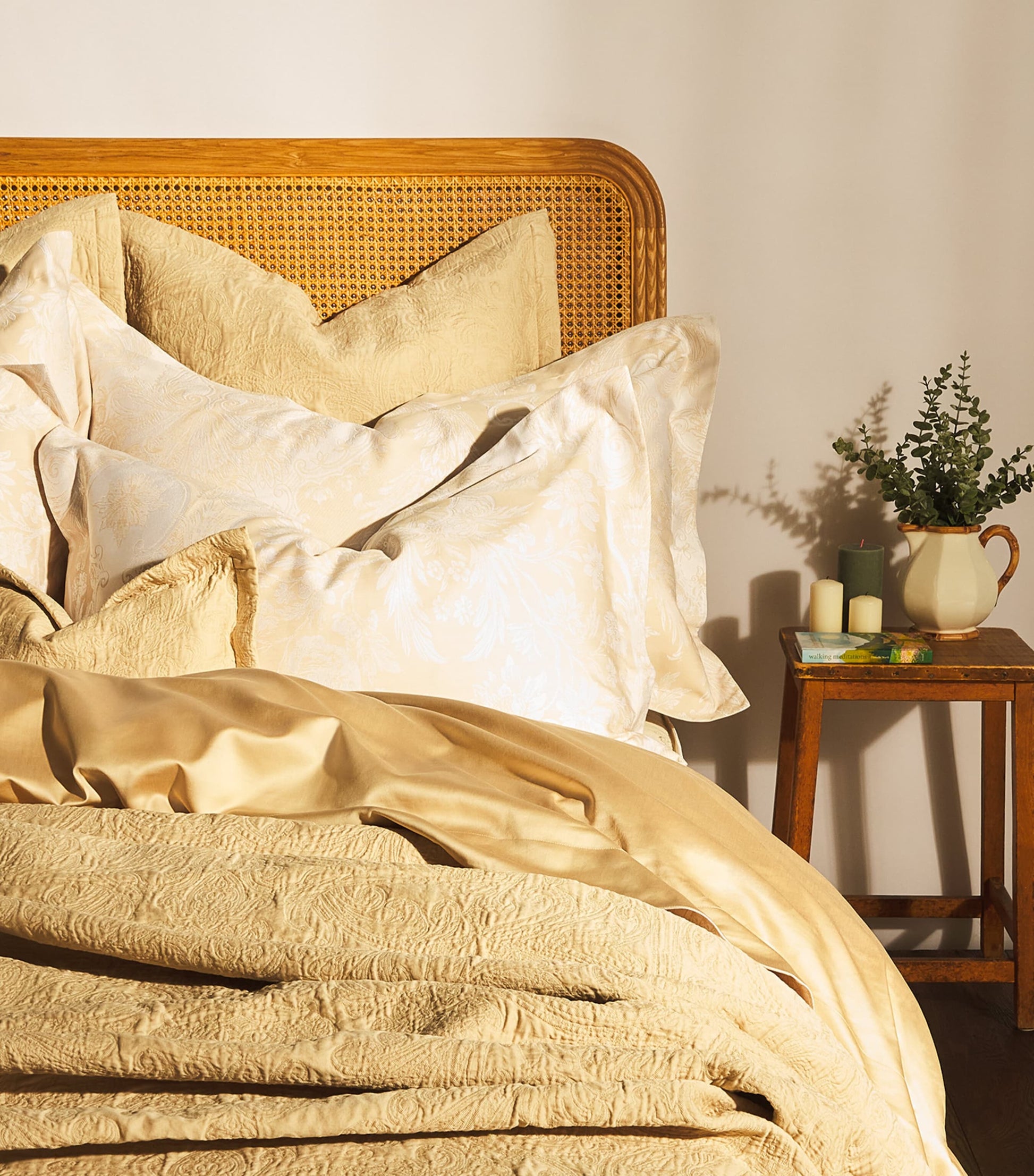 Cotton-Silk Pompadour King Duvet Cover (230cm x 220cm)