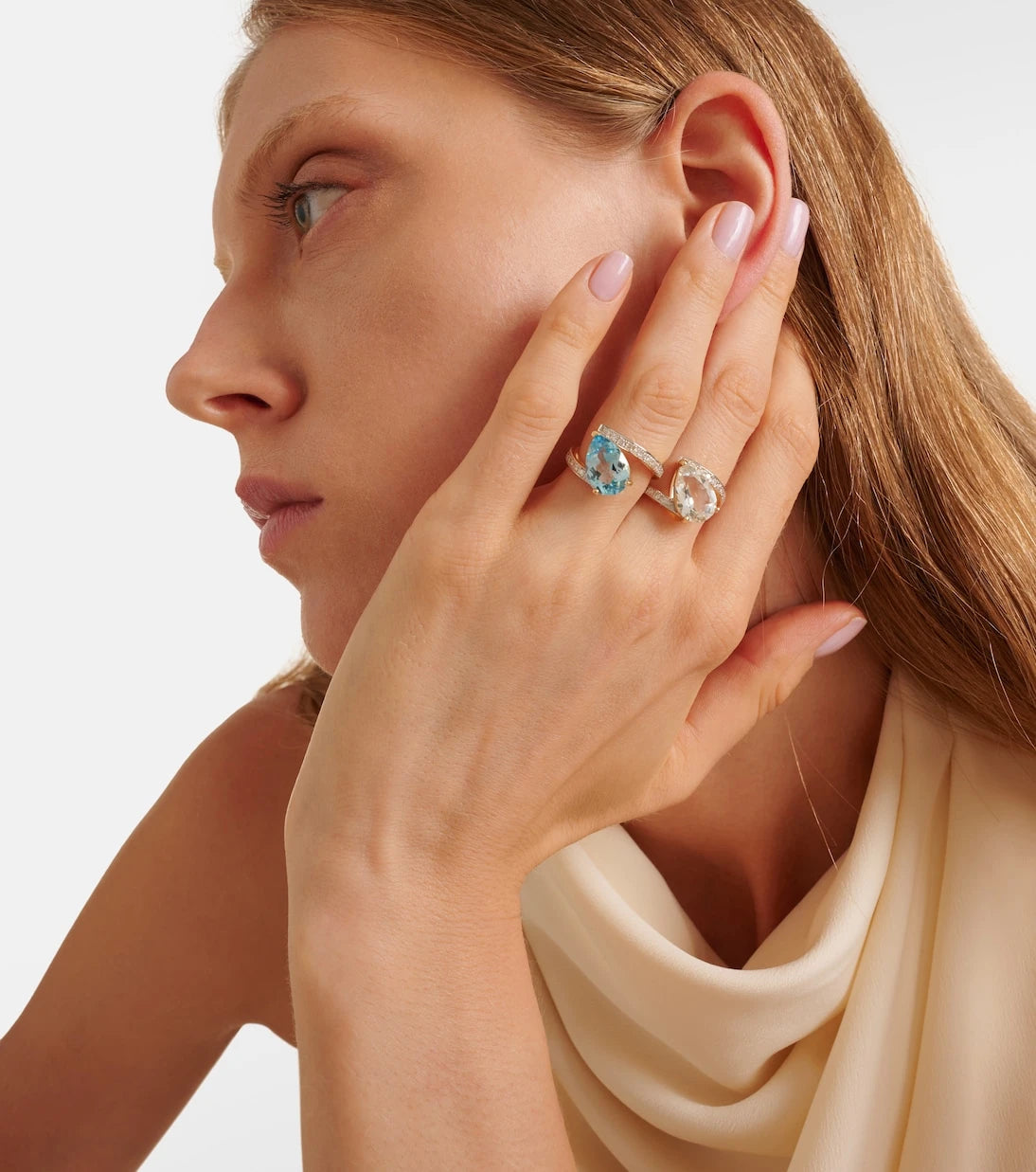 Mateo - Slanted 14kt gold ring with topaz and diamonds