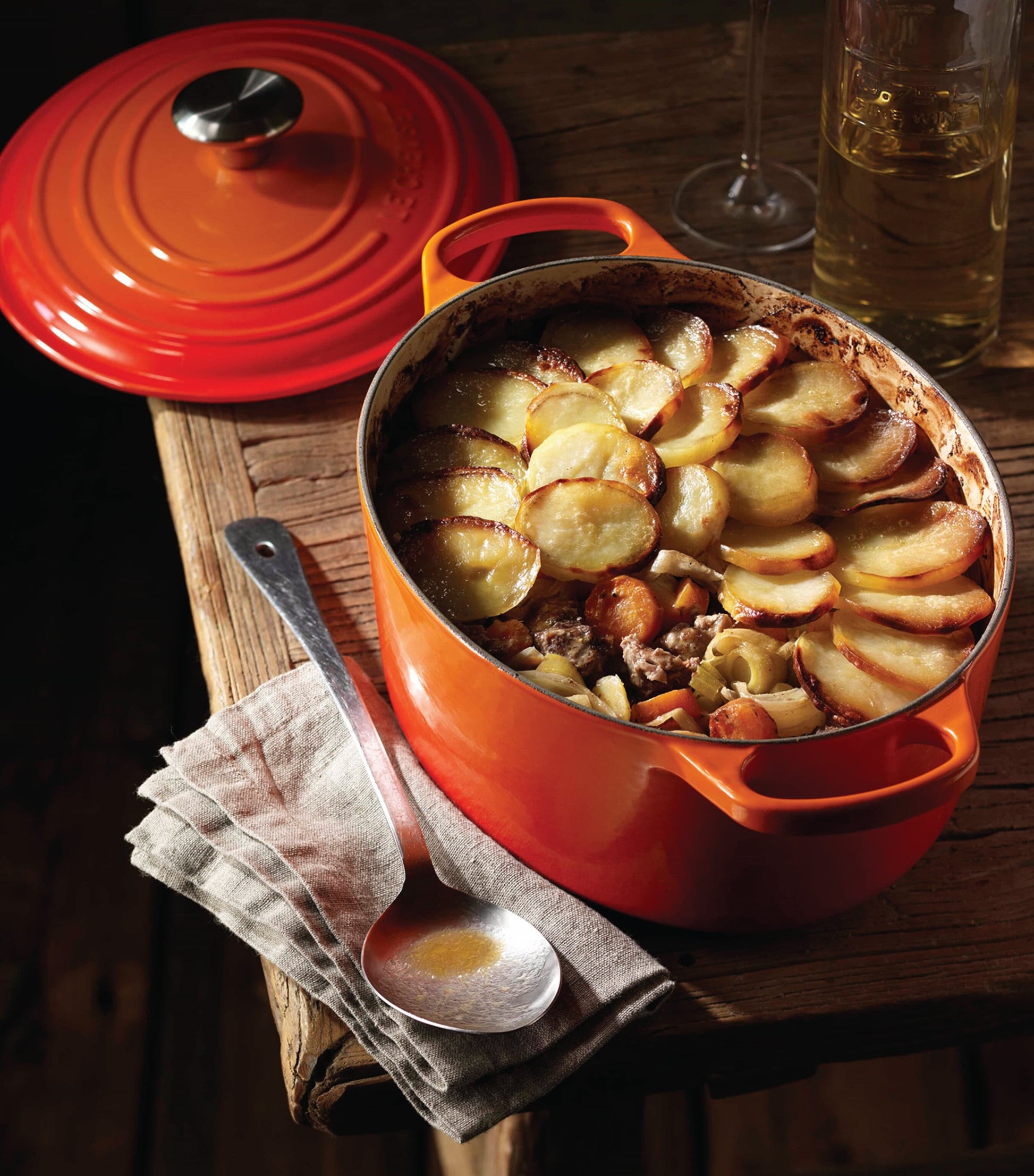 Cast Iron Oval Casserole Dish (29cm)