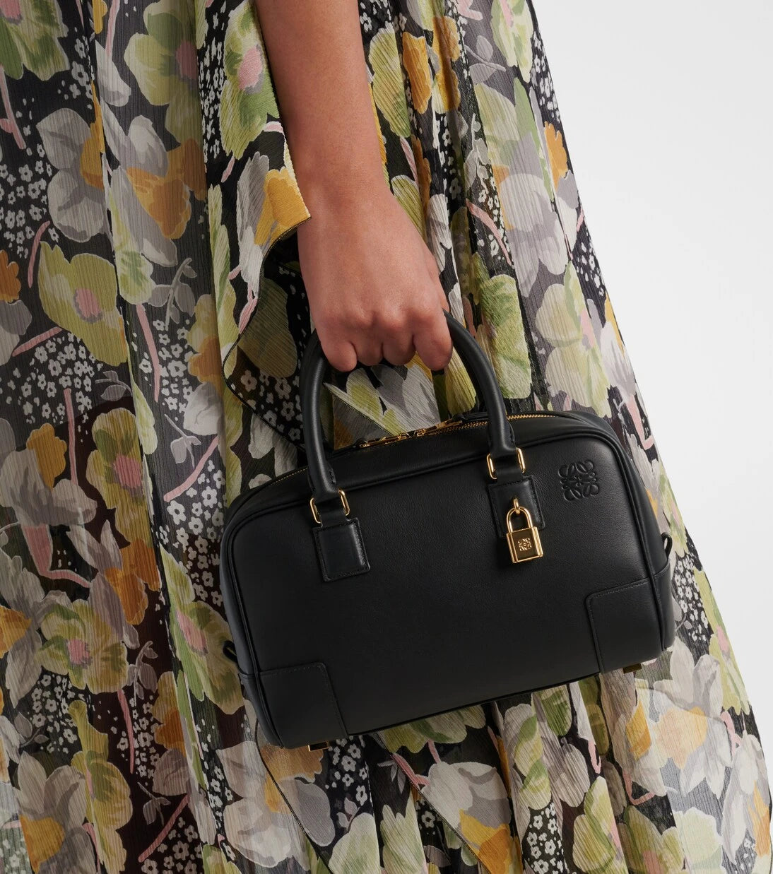 Loewe - حقيبة يد أمازونا 23 جلدية