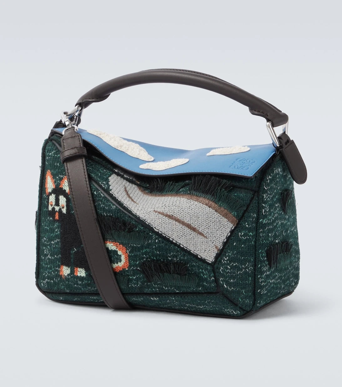 Loewe - حقيبة توت لغز القط المستقبلي من لويس وين