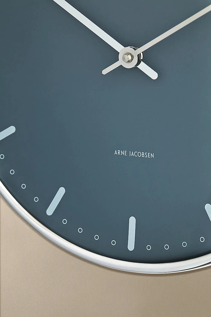 Arne Jacobsen Clocks часовник стенен от метал 29 cm