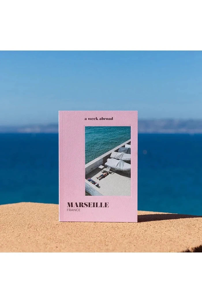 Книга A Week Abroad Marseille, English
