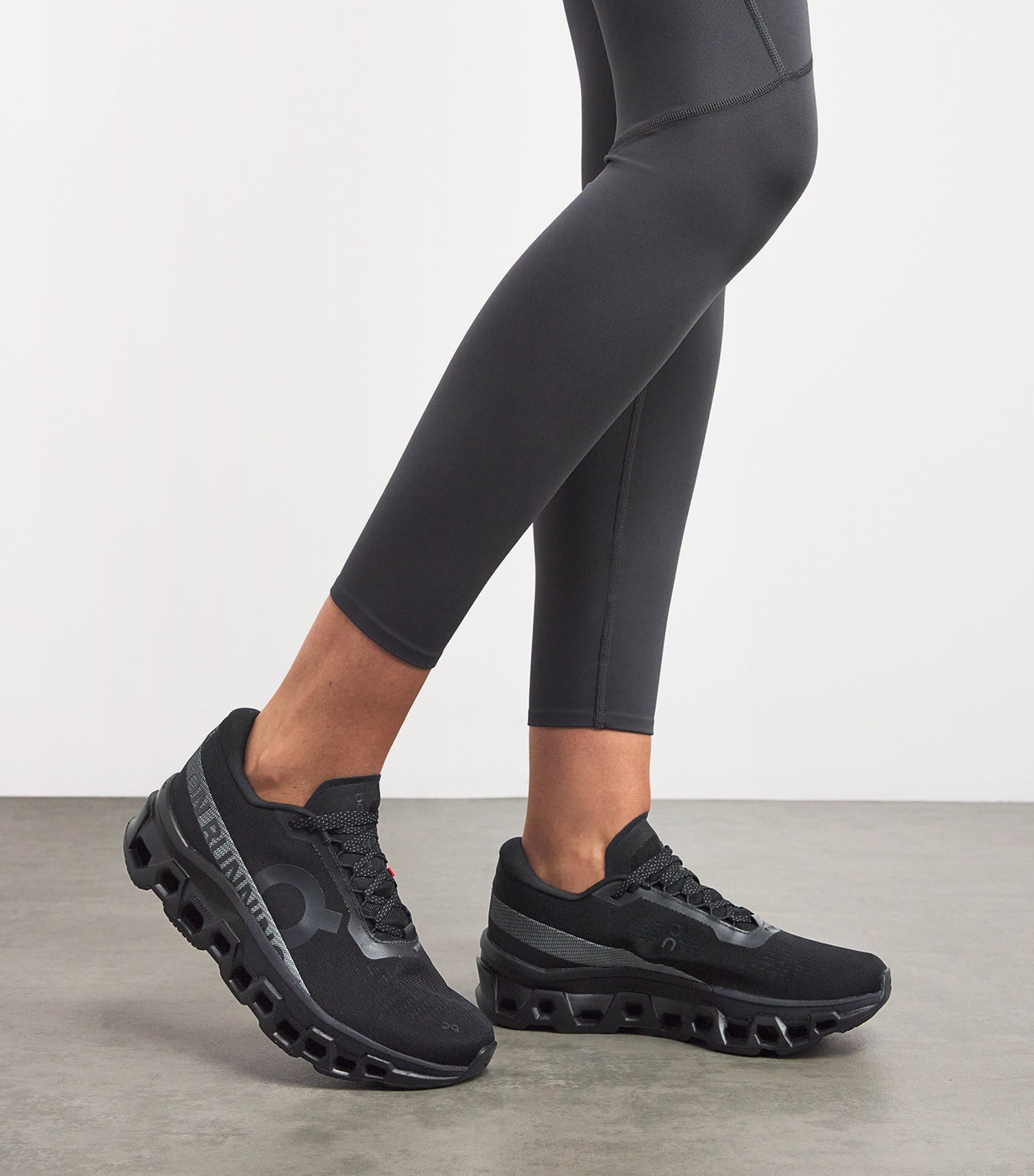 Black Cloudmonster 2 Trainers