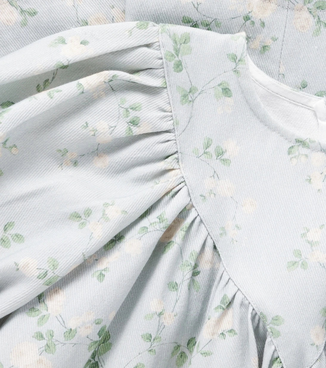 Petite Amalie - Floral cotton chambray dress