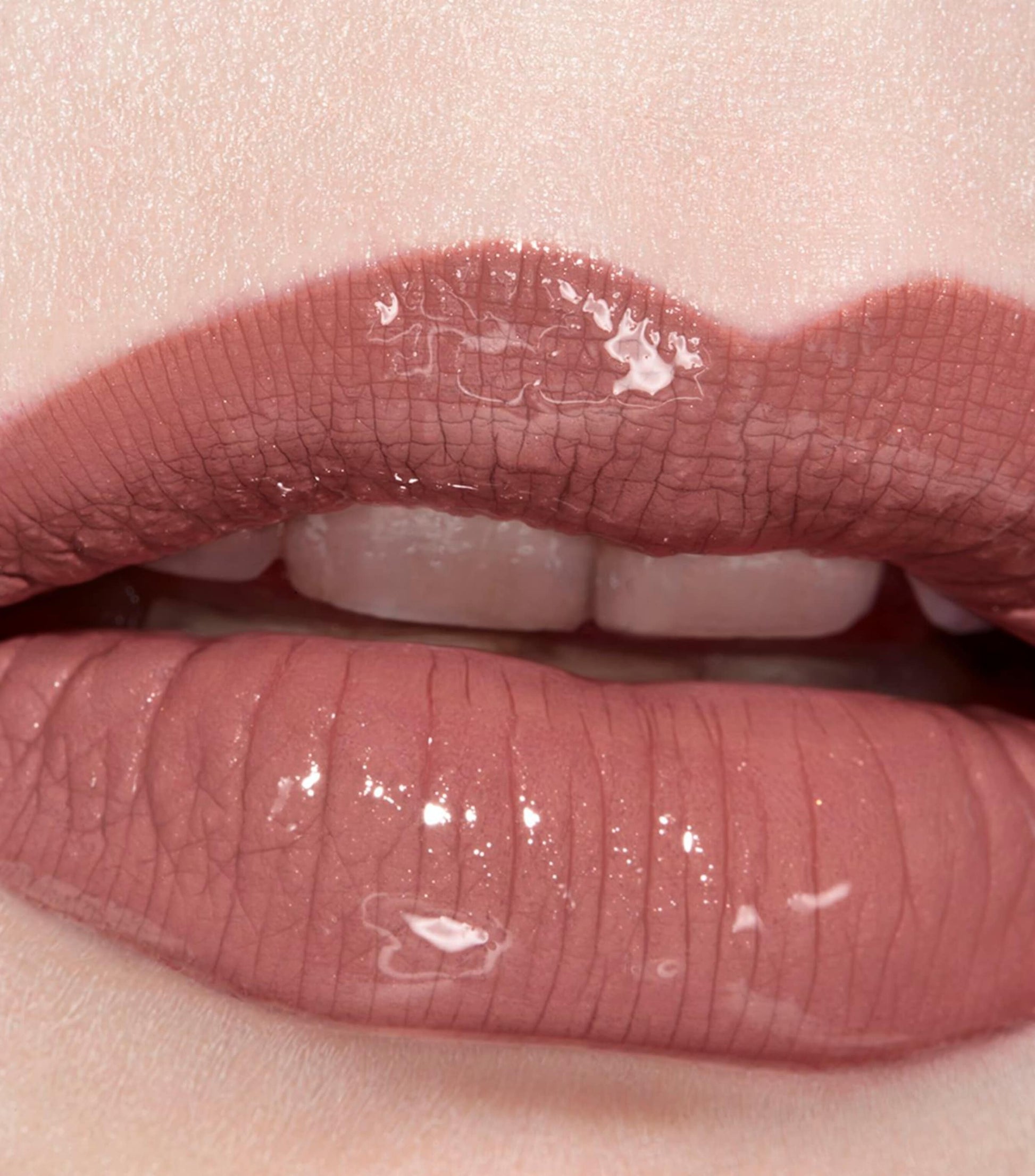 CHANEL LE ROUGE DUO ULTRA TENUE Liquid Lip Colour