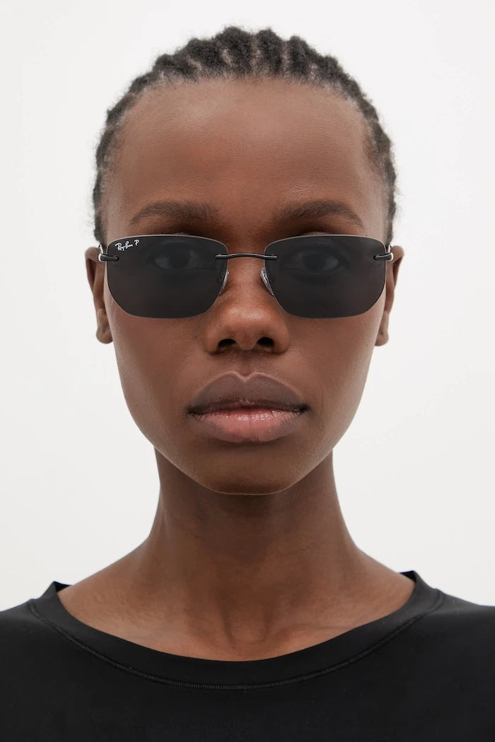 Ray-Ban güneş gözlüğü