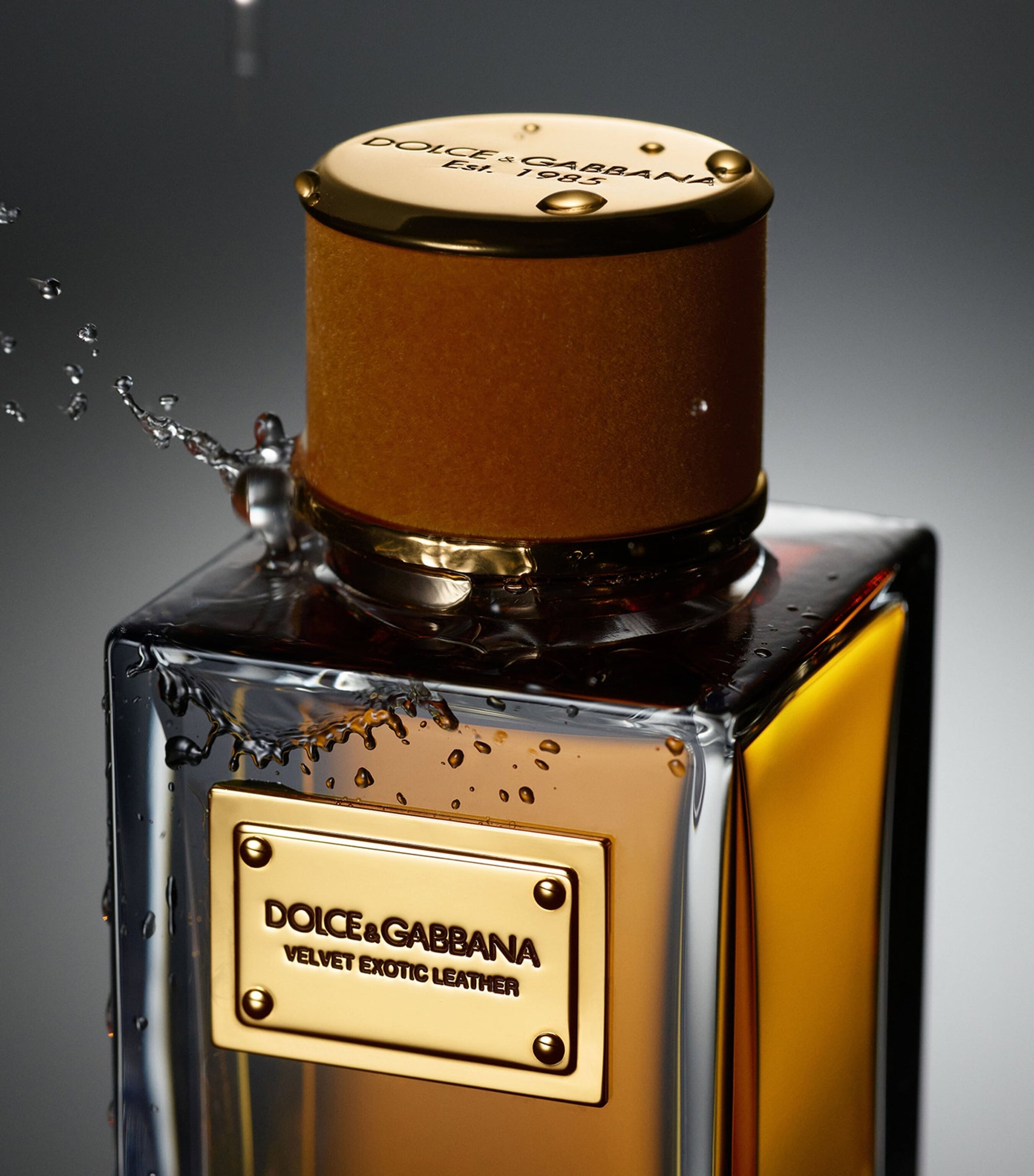 Velvet Exotic Leather Eau de Parfum (100ml)