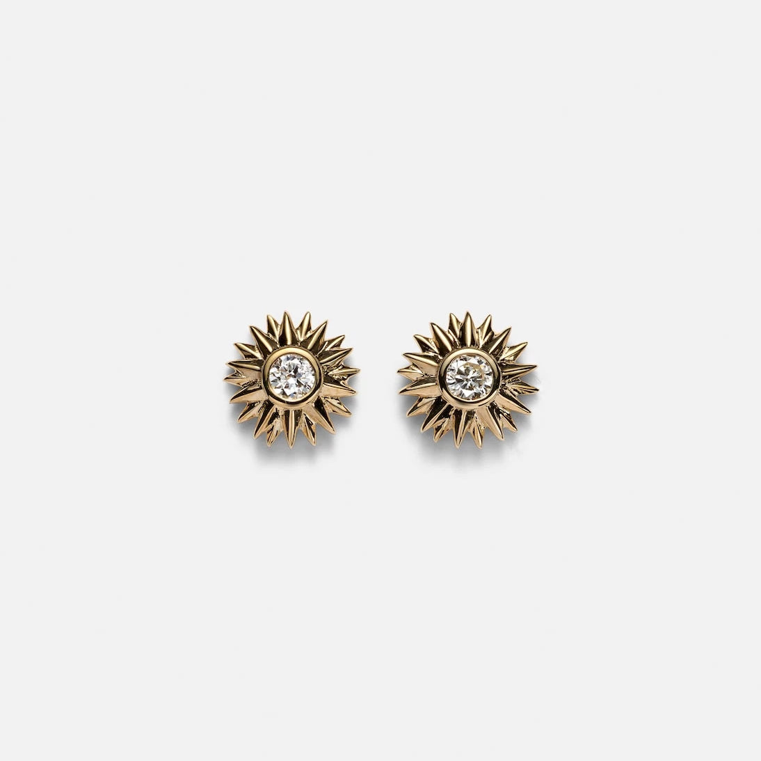 Sydney Evan - Sunburst 14kt gold earrings with diamonds