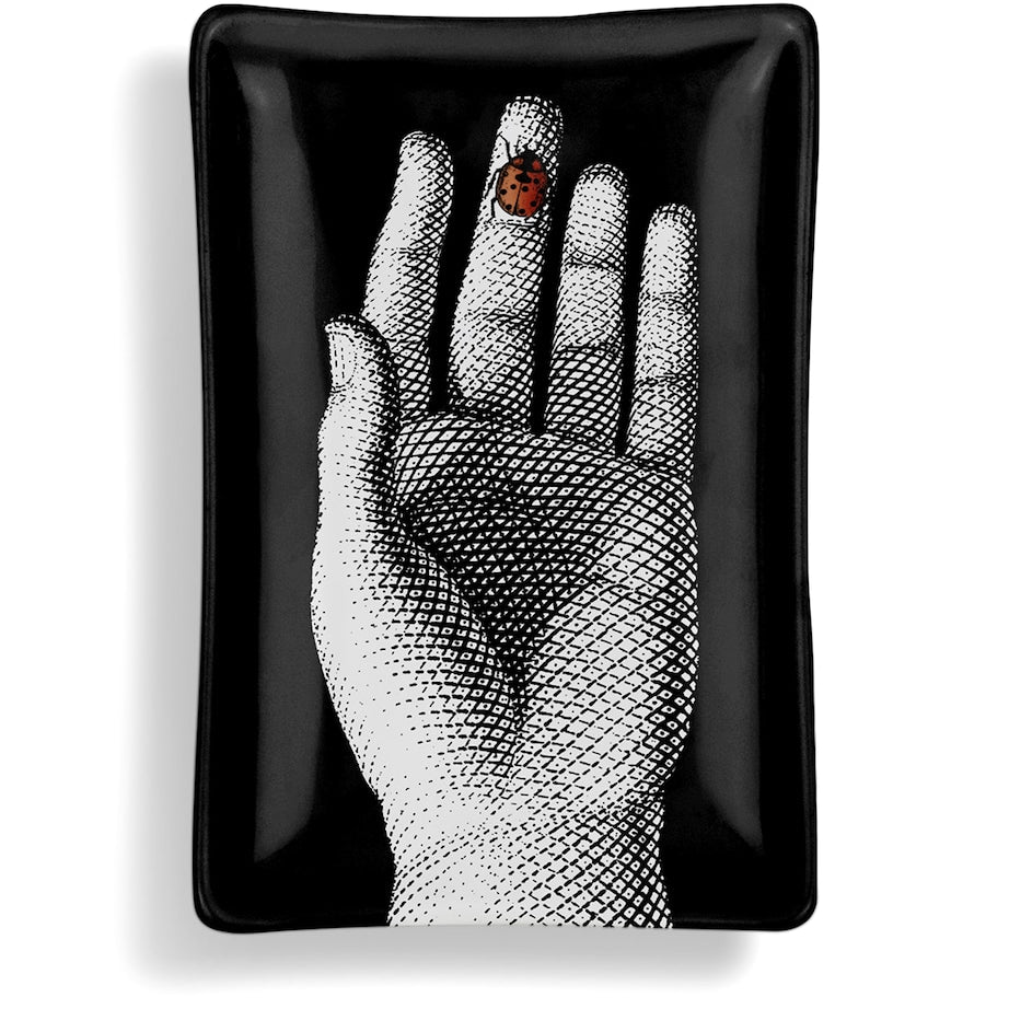 Rectangular Mano Con Coccinella Ashtray