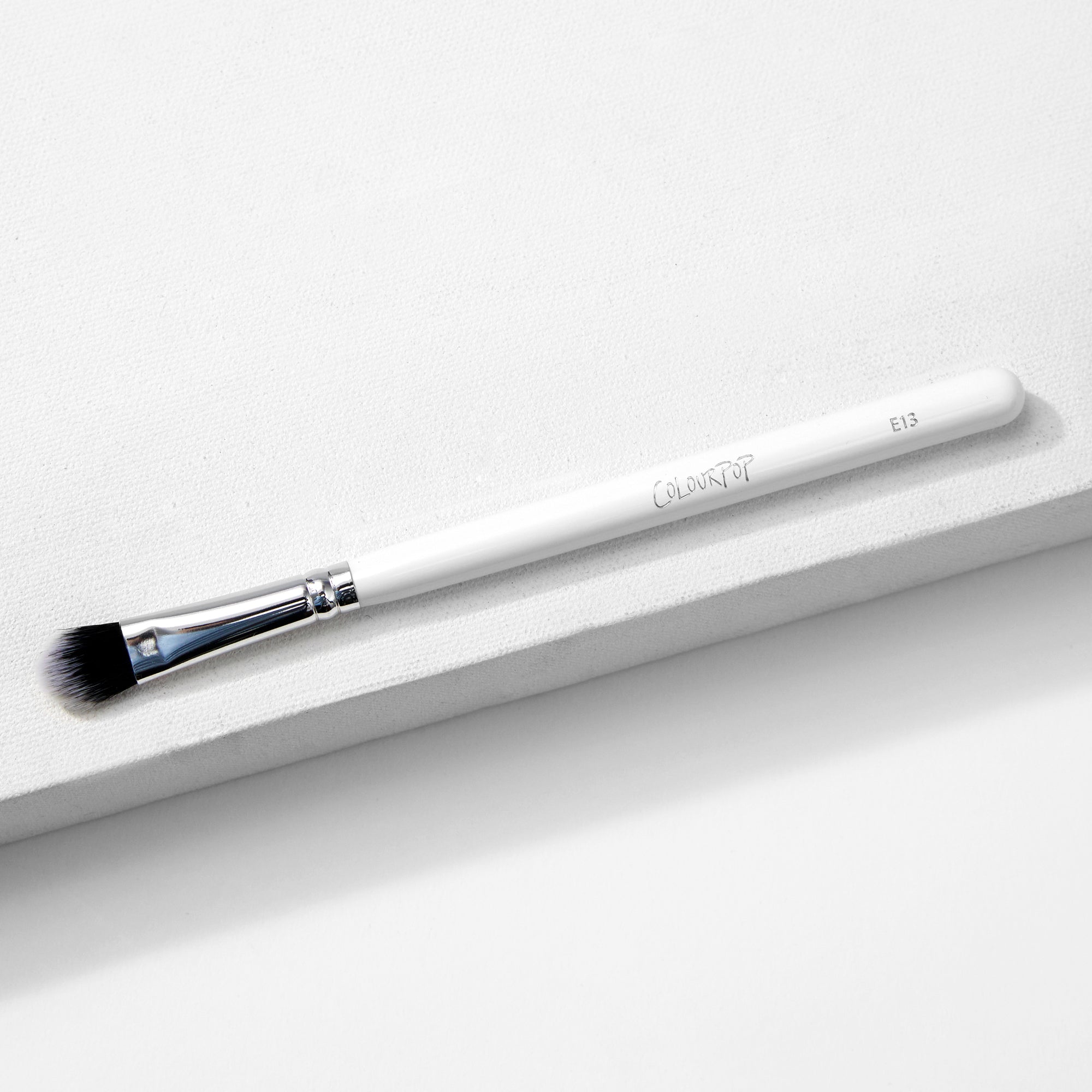 ColourPop - Large Shader Brush