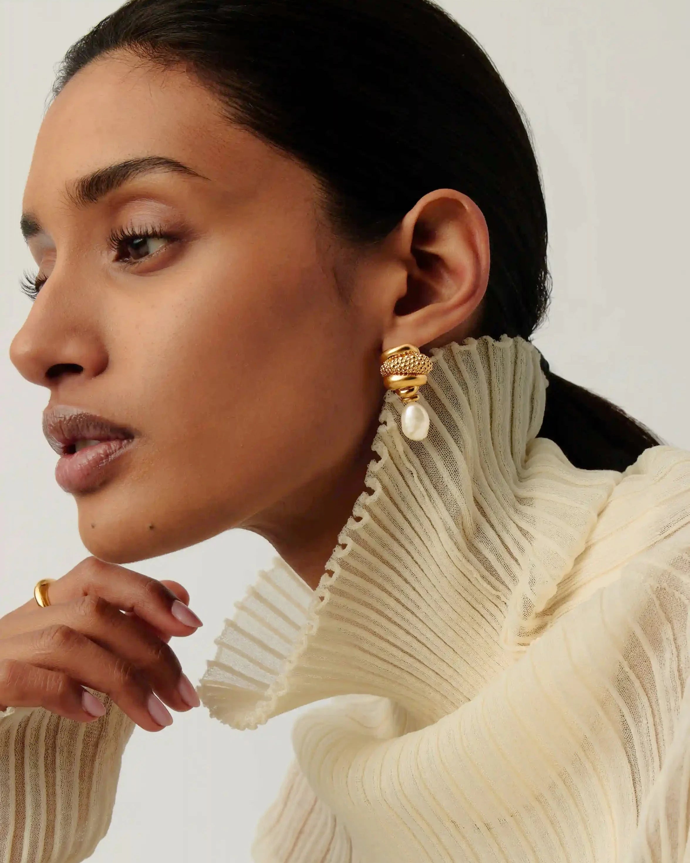 Pearl Baya Charm Drop Earrings | 18ct Gold Plated/Pearl Earrings Missoma 